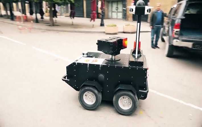 فيديو- وزارة الداخلية تستعمل روبوت في حملات مراقبة احترام الحجر الصحي

