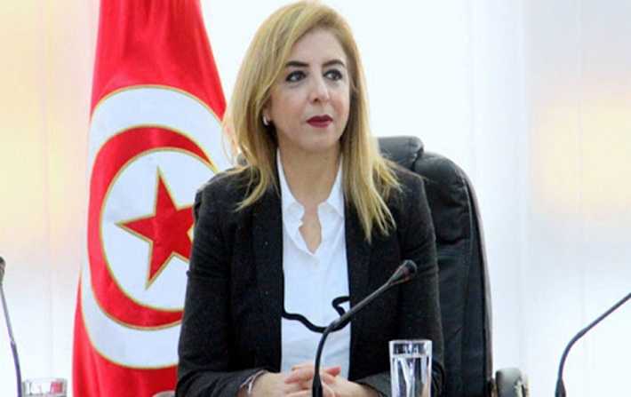 سنية بالشيخ لكلّ السياسيين: تخلوا عن نُزعة أنا ربّكم الأعلى تونس هي الأهم
