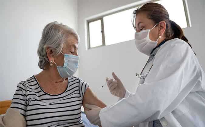  112254 تونسي تلقوا لقاحات فيروس كورونا 