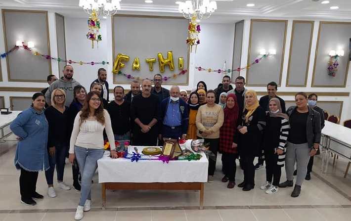 صور - فتحي العيوني يحتفل بعيد ميلاده في مقرّ بلدية الكرم !
