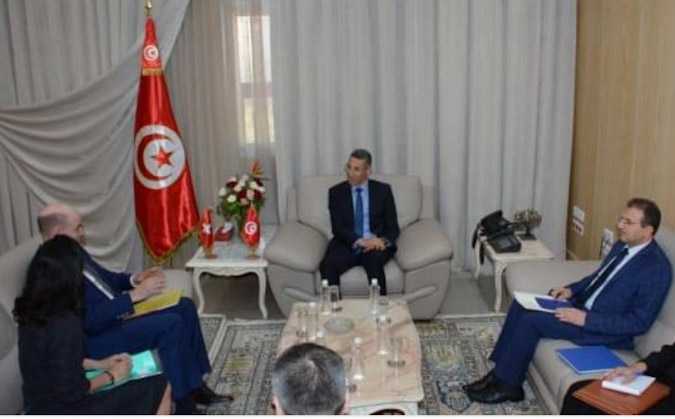 الهجرة غير النظامية محور لقاء وزير الداخلية بسفير سويسرا بتونس 