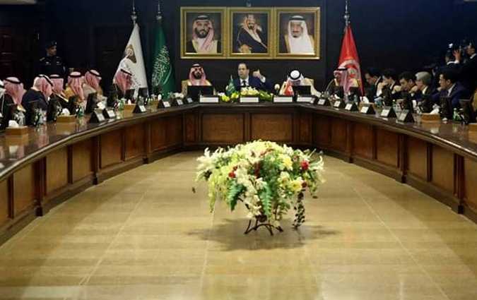 رئيس الحكومة يلتقي عددا من رجال الأعمال السعوديين