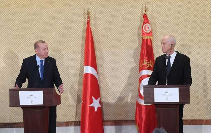 هل يغيّر سعيّد موقف تونس الحيادي وينضمّ لأردوغان دعما لحكومة السرّاج؟ 