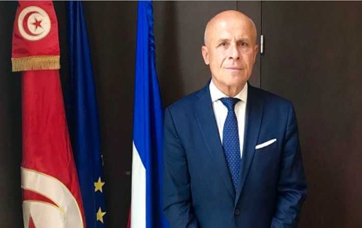 السفير الفرنسي يتوجّه بالتعازي لعائلة الملازم الأوّل شهيد العمليّة الإرهابيّة 