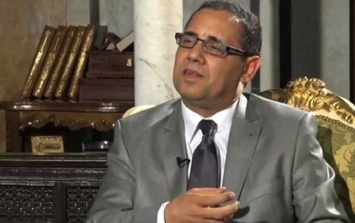السيرة الذاتية للوزير لدى رئيس الحكومة المكلف بالشؤون الإقتصاديّة: علي الشابي

