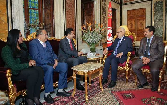 طلب تأجيل الاجتماع الحكومي بسبب سفره: الغنوشي يتابع أنشطته العادية في تونس !

