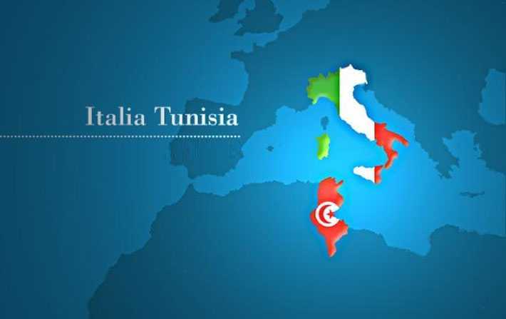 ايطاليا توصي رعاياها بعدم السياحة في تونس