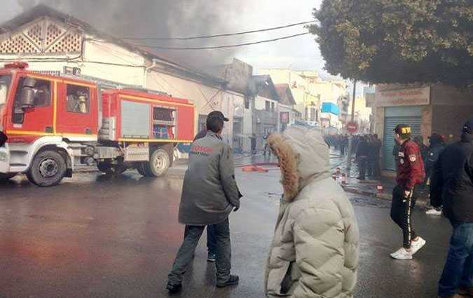 نشوب حريق قرب سوق المنصف باي