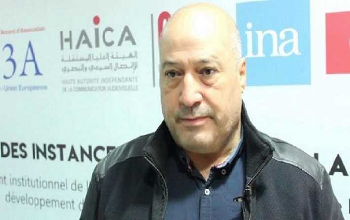 هشام السنوسي:
مؤسس قناة غير قانونية و مجهولة التمويل مستشار لدى الحكومة