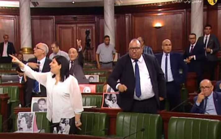 نواب البرلمان يجب عليهم الإعتذار من الشعب التونسي أوّلا عوض مطالبتهم فرنسا بالإعتذار 