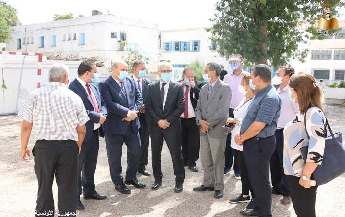 وزير التربية فتحي السلّاوتي يقرّر إعادة تهيّئة المعهد النموذجي بالكاف 
