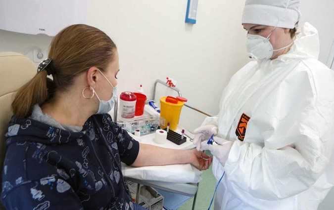 تونس- عزوف نسبي عن تلقي الجرعة الرابعة من اللقاح المضاد لكورونا

