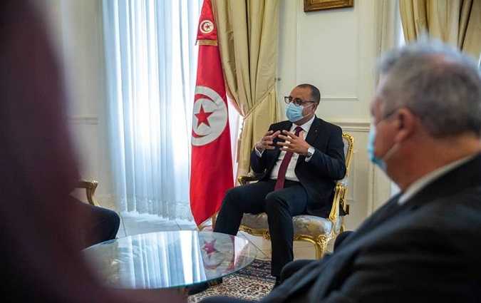 المشيشي يعدد لقاءاته مع التونسيين بفرنسا

