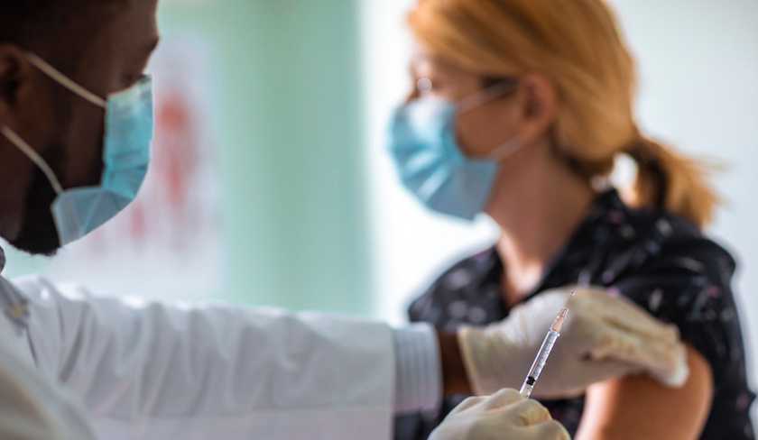 هيئة أطباء الاسنان تعتزم اجراء عمليات التلقيح في العيادات الخاصة 