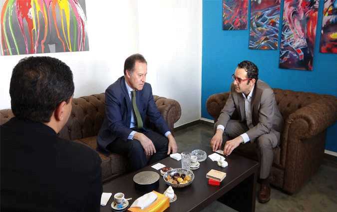 سفير إسبانيا بتونس يزور بيزنس نيوز
