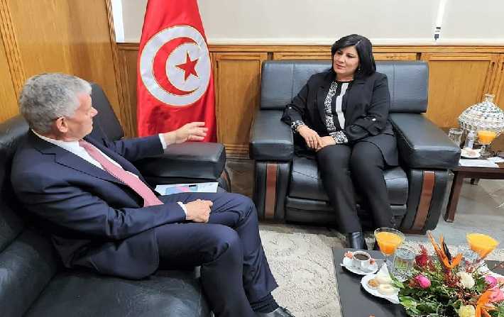 عبير موسي تستقبل سفير فرنسا بتونس  أندريه باران