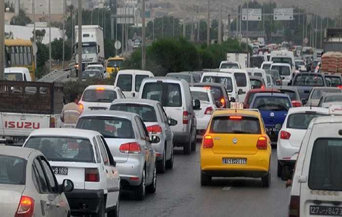 كمال الدوخ: سيتمّ التخفيض من سرعة السيارات داخل مناطق العمران من 50 كلم إلى 30 كلم/س 