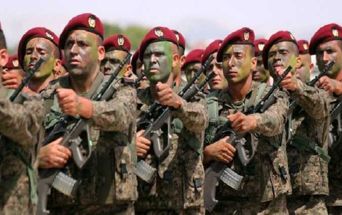 تونس تشتري البدلات العسكريّة من شركات أجنبيّة؟ وزارة الدفاع توضح


