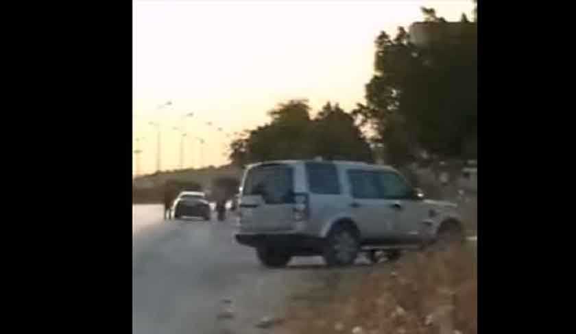 جدل حول طفلة تركت على الطريق : سفارة فرنسا بتونس تؤكد أن السيارة تتبع أحد أعضاءها 