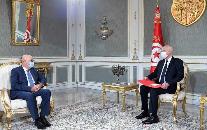 سعيّد في لقائه بالعباسي: سنعمل معا على تحقيق أهداف الشعب التونسي