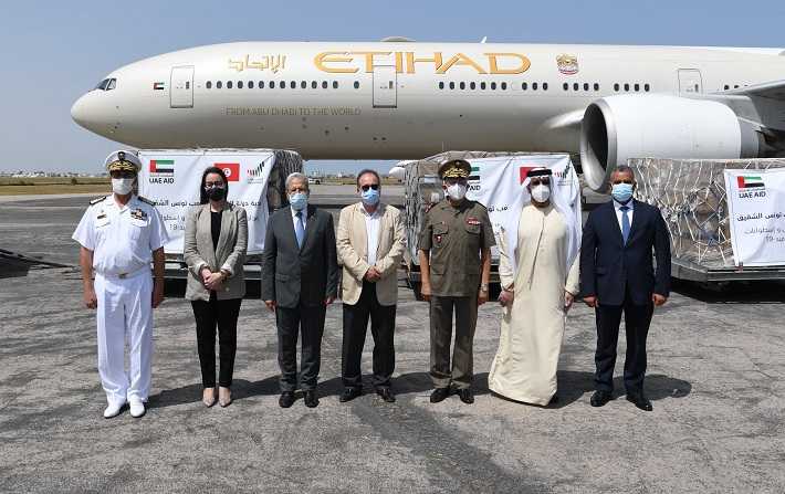 وصول طائرتان محملتان بكميات من الأكسجين وآلات تنفس اصطناعي ومعدات طبية من الإمارات