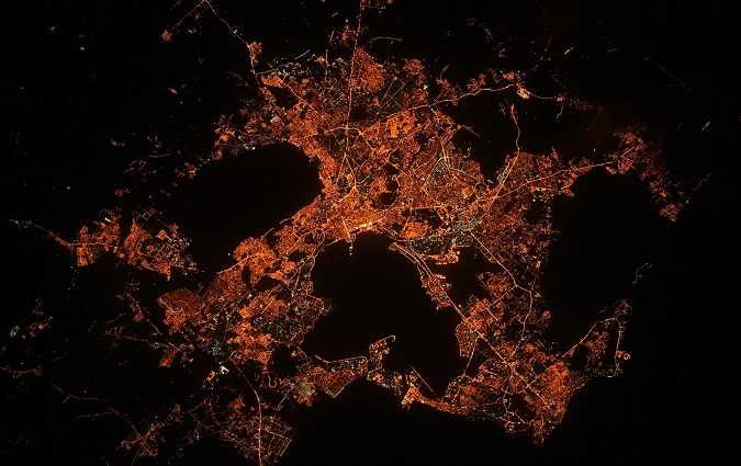 هكذا تبدو تونس من الفضاء مساء اليوم

