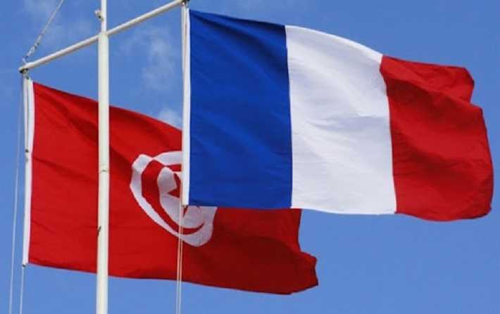 كورونا - فرنسا تقرّر سحب تونس من القائمة الحمراء 