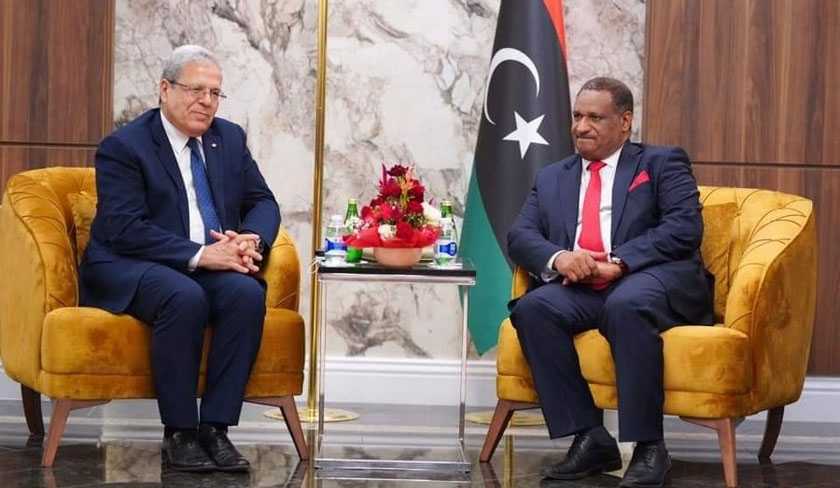 خطأ في البروتوكول يُحرج الخارجية الليبية لدى استقبال الجرندي