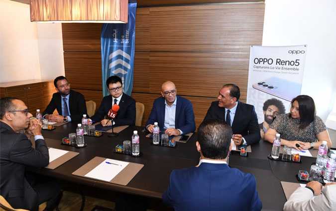 توقيع عقد شراكة بين OPPO و Bee Tunisie

