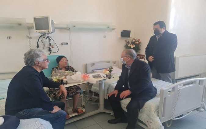 المستشفى العسكري- نور الدين الطبوبي يطمئن على صحّة راضية النصراوي
