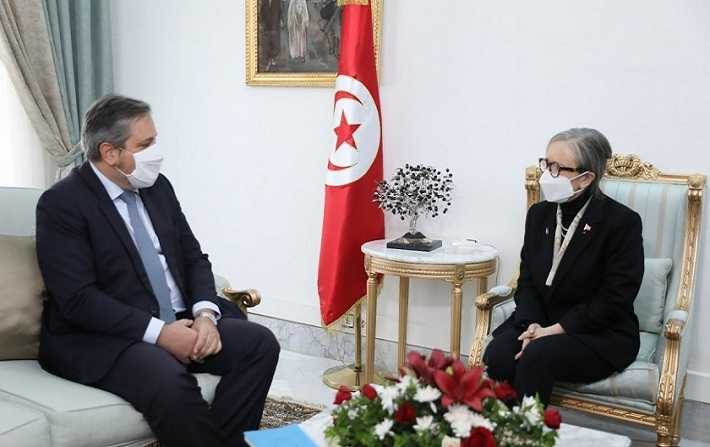 رئيسة الحكومة تستقبل سفير مملكة بلجيكا بتونس وسفيرة المملكة المتحدة بتونس

