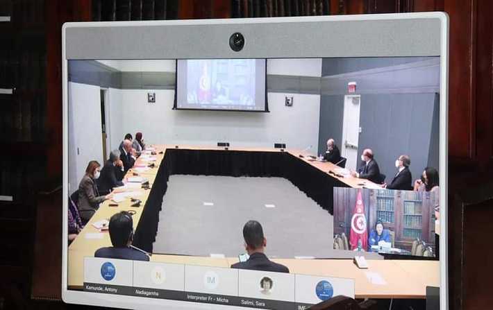 محادثات بين الوفد الرسمي التونسي وممثلين عن صندوق النقد الدّولي في إطار  اجتماعات الربيع السنوية