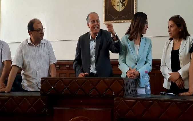  رئيس الفرع الجهوي للمحامين بتونس يساند اضراب القضاة

