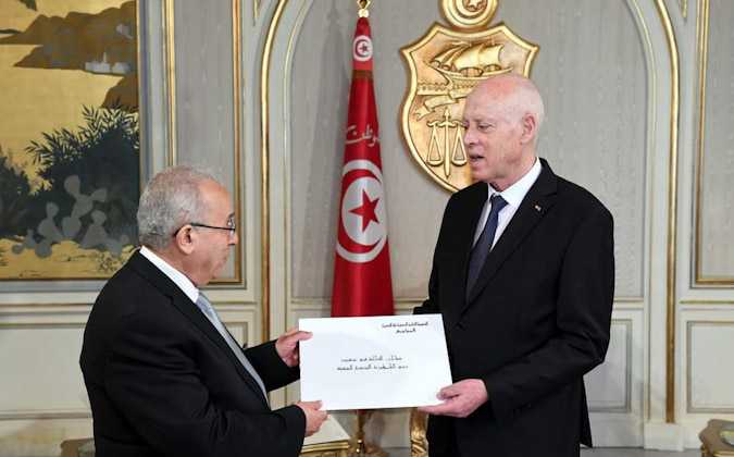 رمطان لعمامرة : الجزائر حريصة على عدم التدخل في شؤون تونس الداخلية 