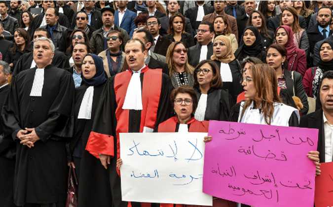 وزارة العدل تقرر مواصلة اقتطاع أجور القضاة المضربين عن العمل 