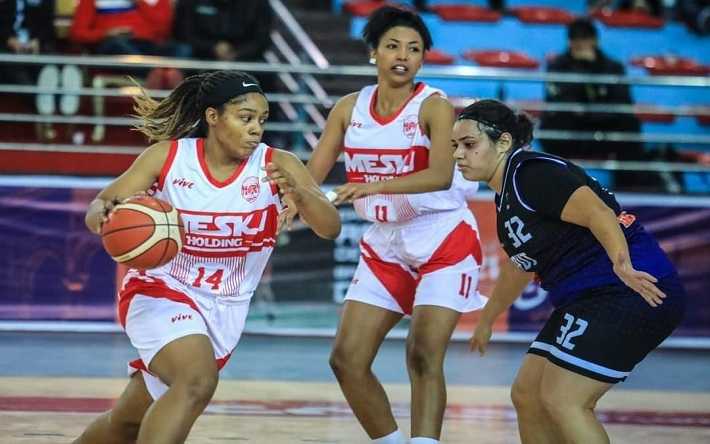 جمعية النادي الرياضي المكناسي لكرة السلة تقرّر  إلغاء مشاركتها في البطولة العربية للأندية سيدات بتونس