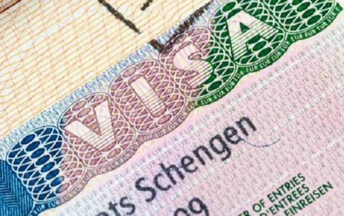 صربيا تفرض تأشيرة دخول على التونسيين

