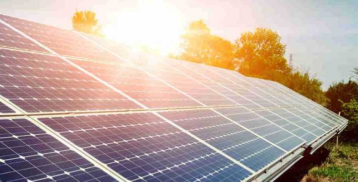 الموافقة على قروض بقرابة  37 مليون دولار لتمويل محطة الطاقة الشمسية بالقيروان

