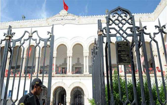 اخلاء محكمة تونس بشكل عاجل