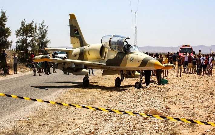 وزارة الخارجية الليبية: خلل فني وراء الهبوط الاضطراري للطائرة العسكرية