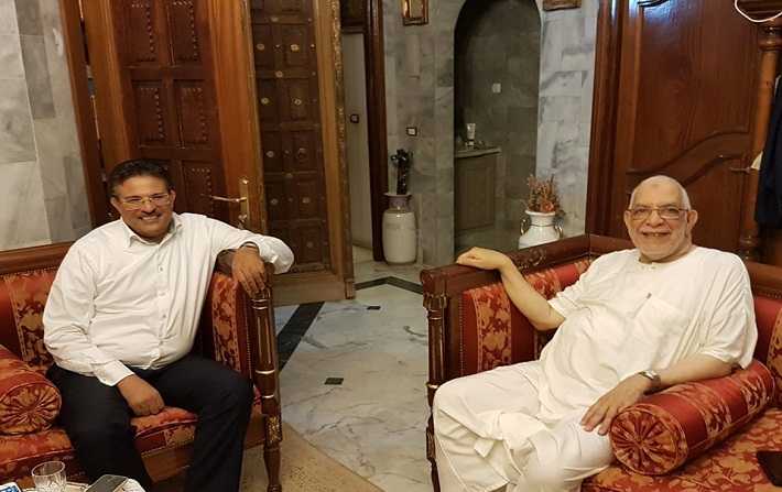 بعد أن رفض ترشيحه : رفيق عبد السلام يزور عبد الفتاح مورو في منزله

