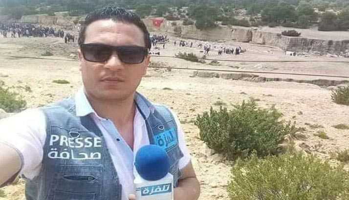 وفاة  عبد الرزاق الزرقي مراسل تلفزة تي في بعد حرق نفسه