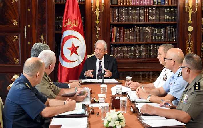 محمد الناصر يشرف على اجتماع المجلس الأعلى للجيوش
