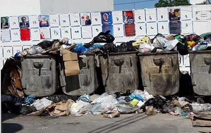 صورة اليوم - تعفن الأجواء الانتخابية بما يشبه القمامة !

