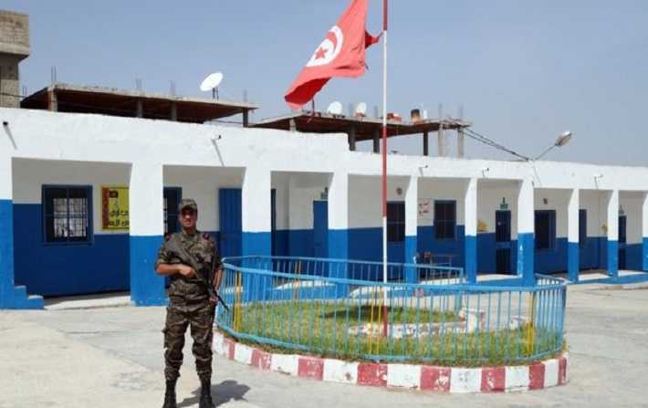 الجيش التونسي يترك رسائل للتلاميذ بعد تأمين الانتخابات