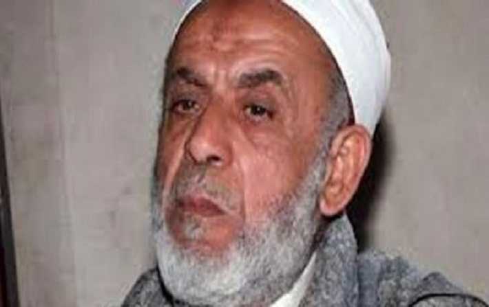 اثر رفضه المغادرة:  وزارة الشؤون الدينية تتدخل لاخراج حسين العبيدي من مسجد الزيتونة

