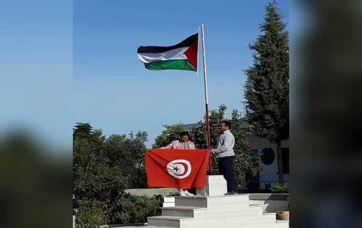 صورة اليوم عندما يُنكس العلم التونسي ..

