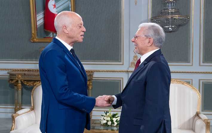 قيس سعيد يستقبل الطيب البكوش الأمين العام لاتحاد المغرب العربي
