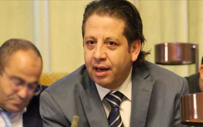 خالد الكريشي يطالب باقالة وزير السياحة روني الطرابلسي